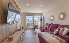 PRIMERA LÍNEA DE PLAYA&CLUB by ALOHA Bilbao